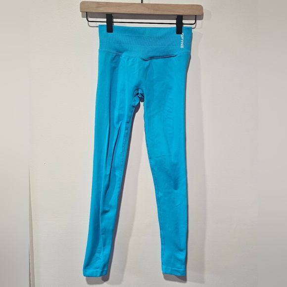 Bundle Of 4 DFYNE Dynamic Scrunch Booty Compression Leggings Womens Size XS - Picture 11 of 13